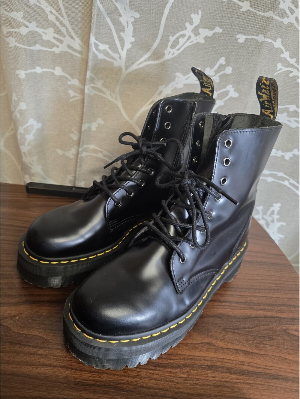 Super Clean Dr. Martens Platform Boots Women's Size 10 Black - Jadon